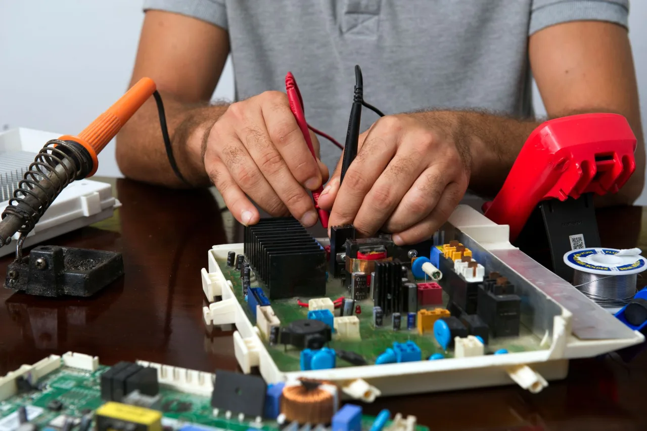 AC Technician Near You in the UAE