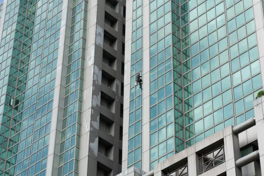 Building & Maintenance