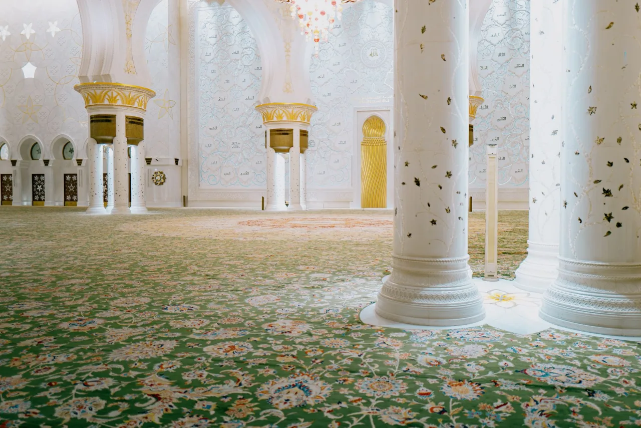 Carpet Cleaning Near You: UAE Prices 2026