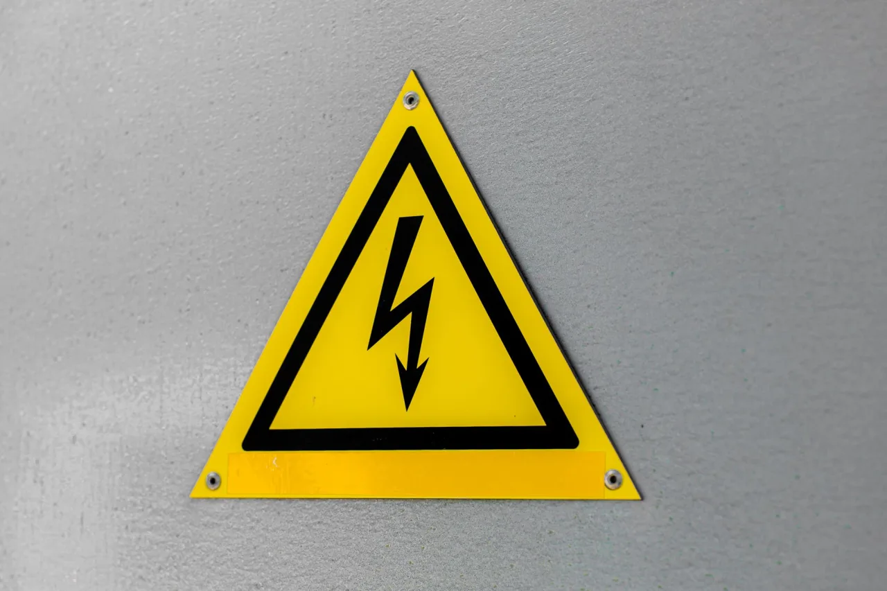 Current Electric: The UAE Guide
