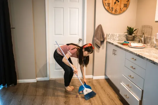 Floor Cleaning: Complete UAE Guide