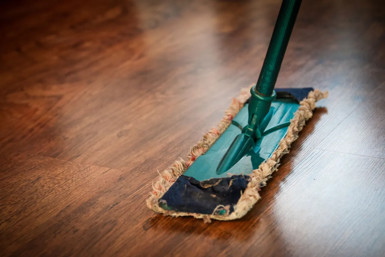 Floor Cleaning: Complete UAE Guide