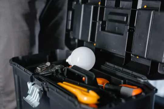 Handyman Service in the UAE: Prices 2026