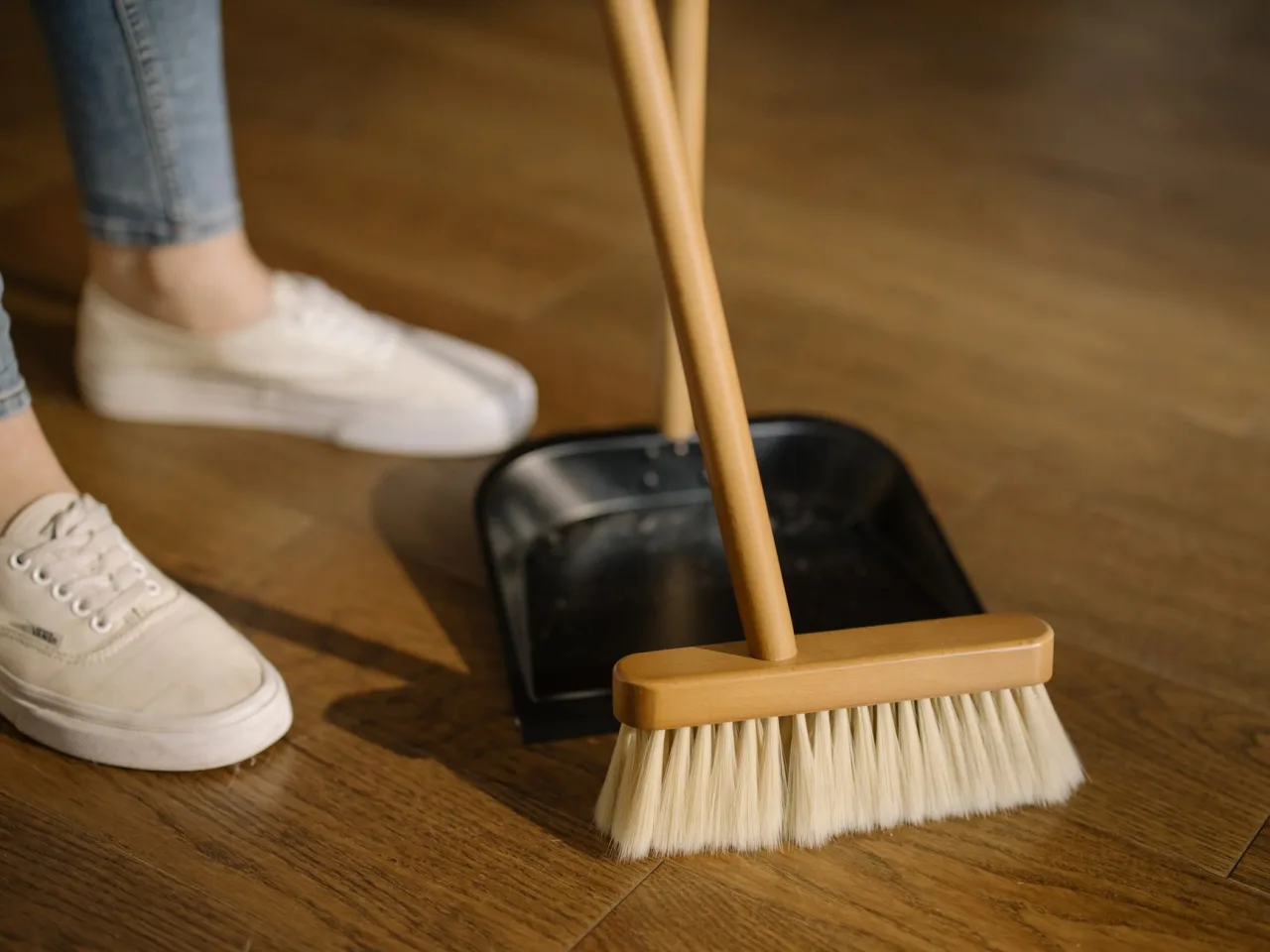 House Keeping: The Complete Guide