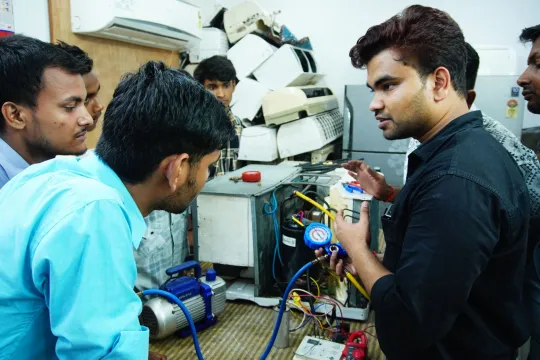 HVAC Technician in the UAE: Prices 2026